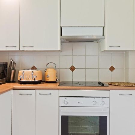 Treetops Lakeside Apartments Μπάιρον Μπέι Εξωτερικό φωτογραφία