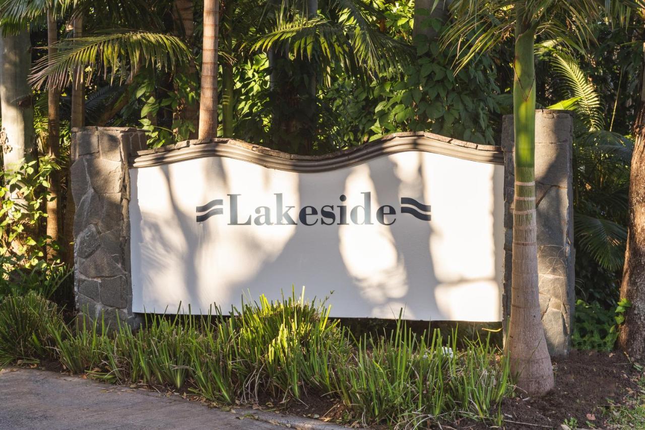 Treetops Lakeside Apartments Μπάιρον Μπέι Εξωτερικό φωτογραφία