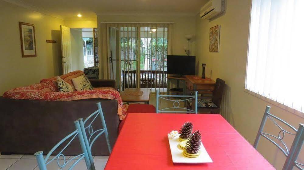 Treetops Lakeside Apartments Μπάιρον Μπέι Εξωτερικό φωτογραφία